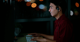 緊急対応デスク